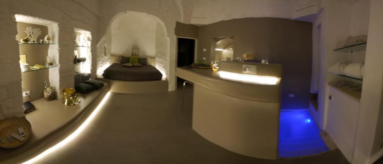 Il Fico Deluxe Bed & Breakfast Ostuni Exterior photo